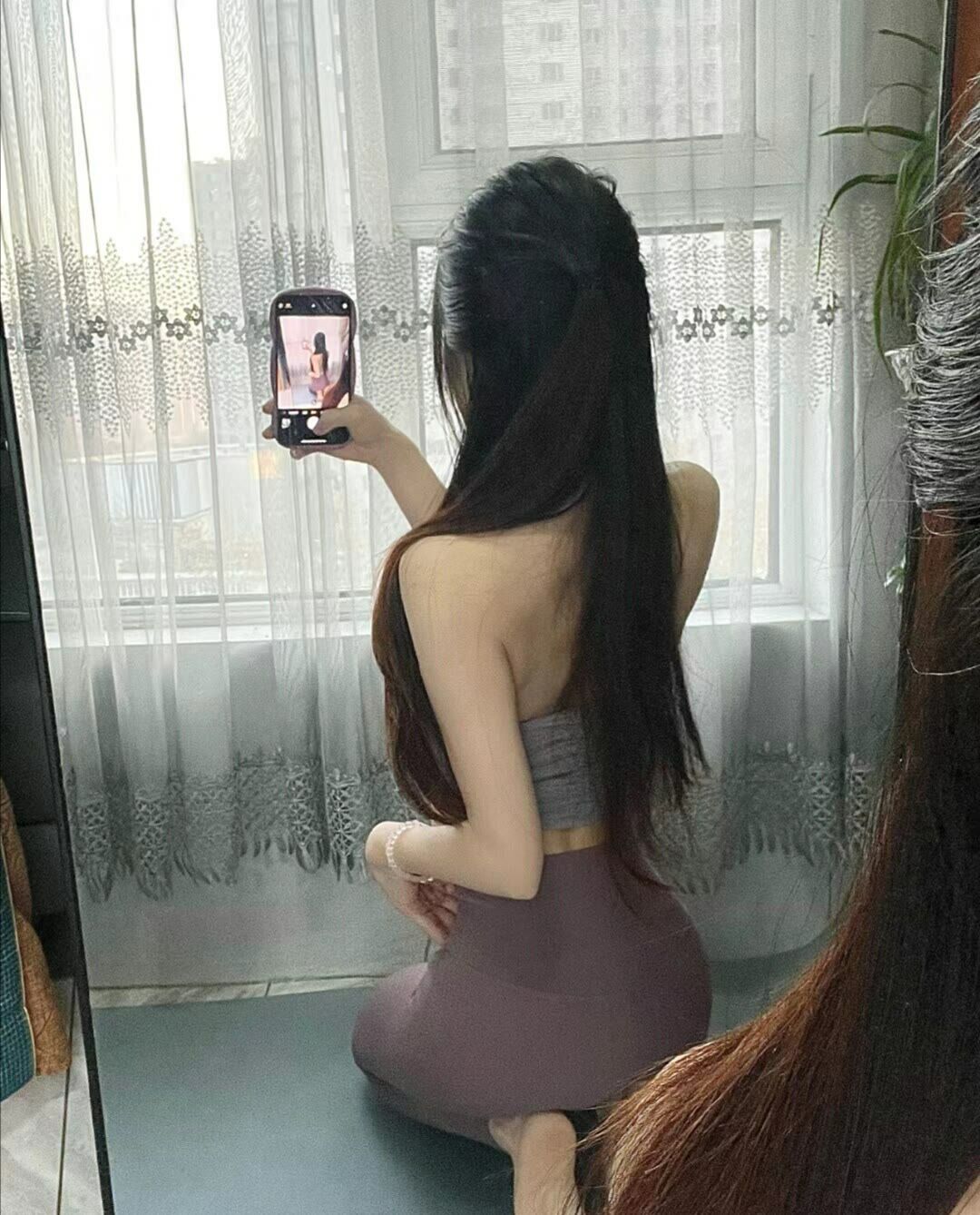 002100b9pn2iaegebnaxj8.jpg
