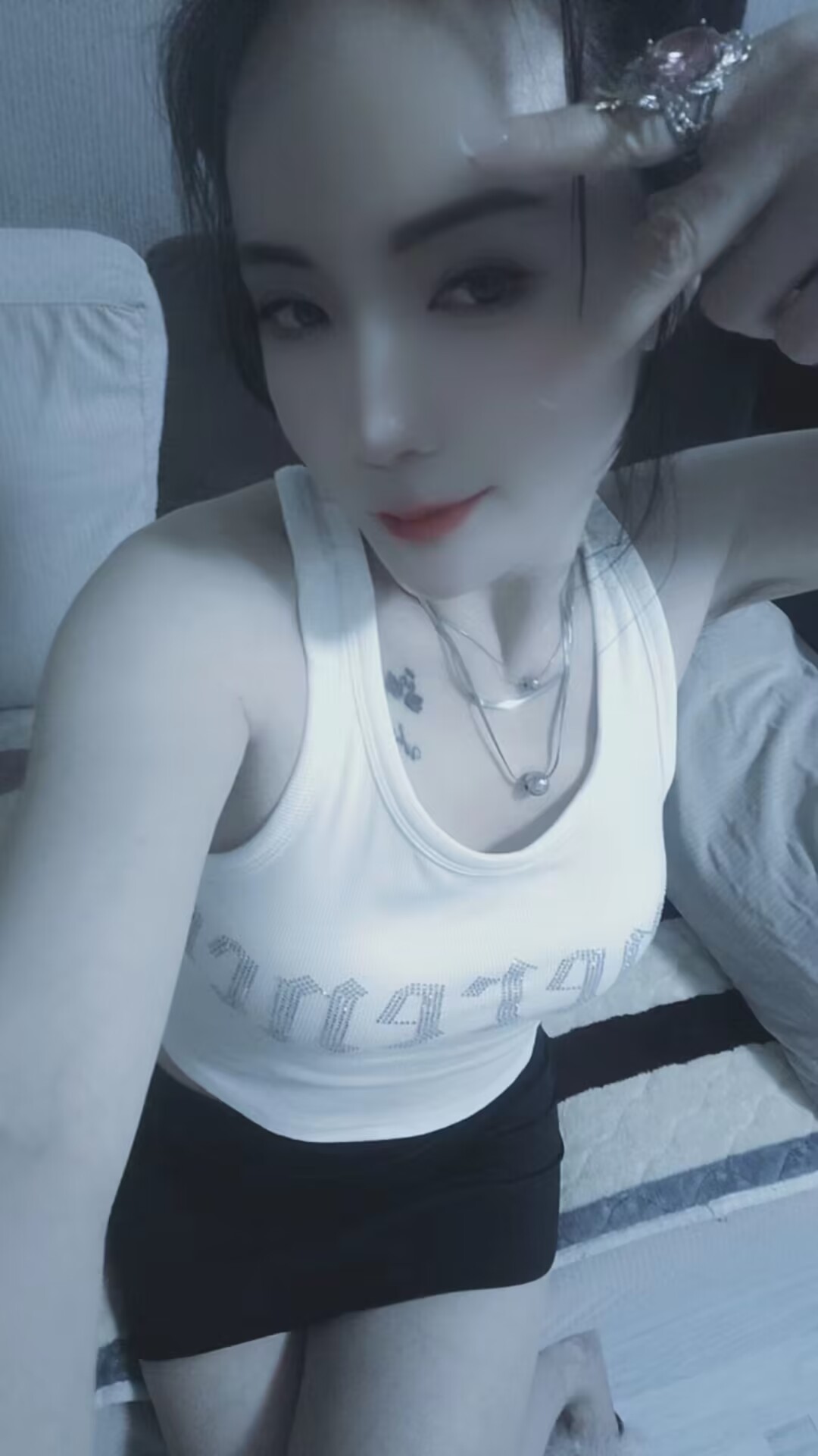 092240luee001xaukb9exg.jpg
