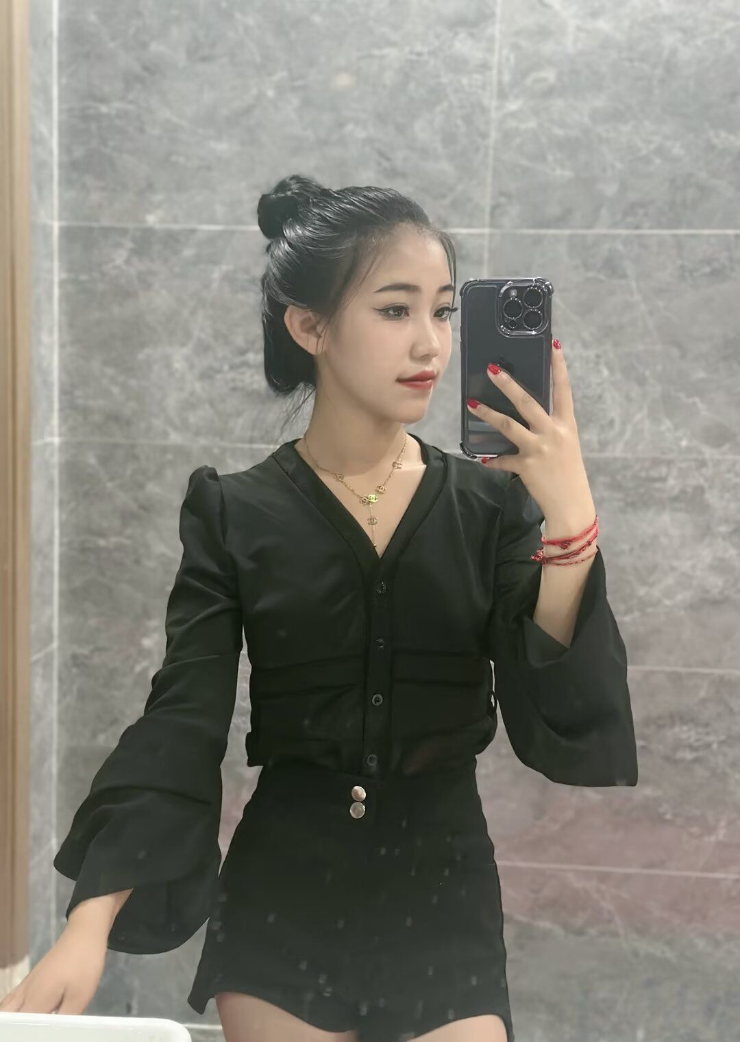 86a6a83aa91a46eeee861ba68a2d92d1.jpg